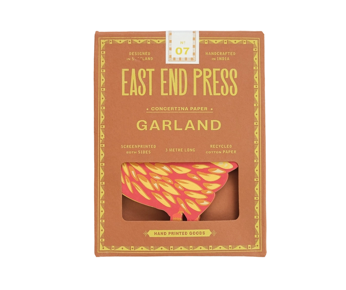Chickens Concertina Garland