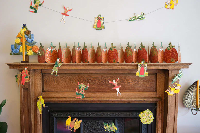 Christmas Puddings Concertina Garland - ad&i