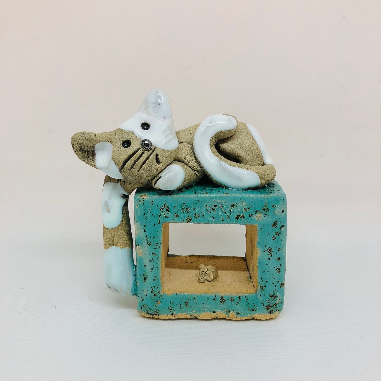 Ceramic Quirky Grey and White Cat on a Cube with Little Mouse - ad&i
