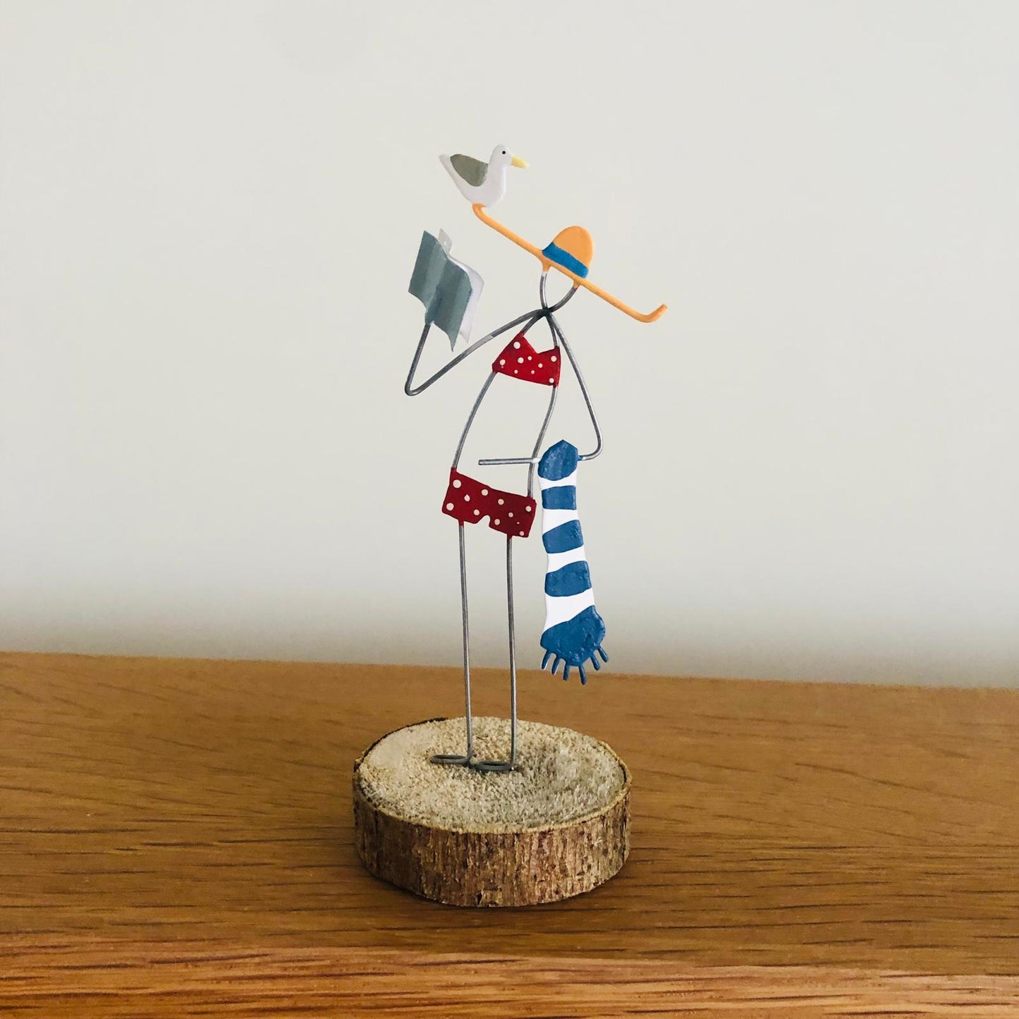 Best Beach Read – Handcrafted Freestanding Metal Decoration - ad&i
