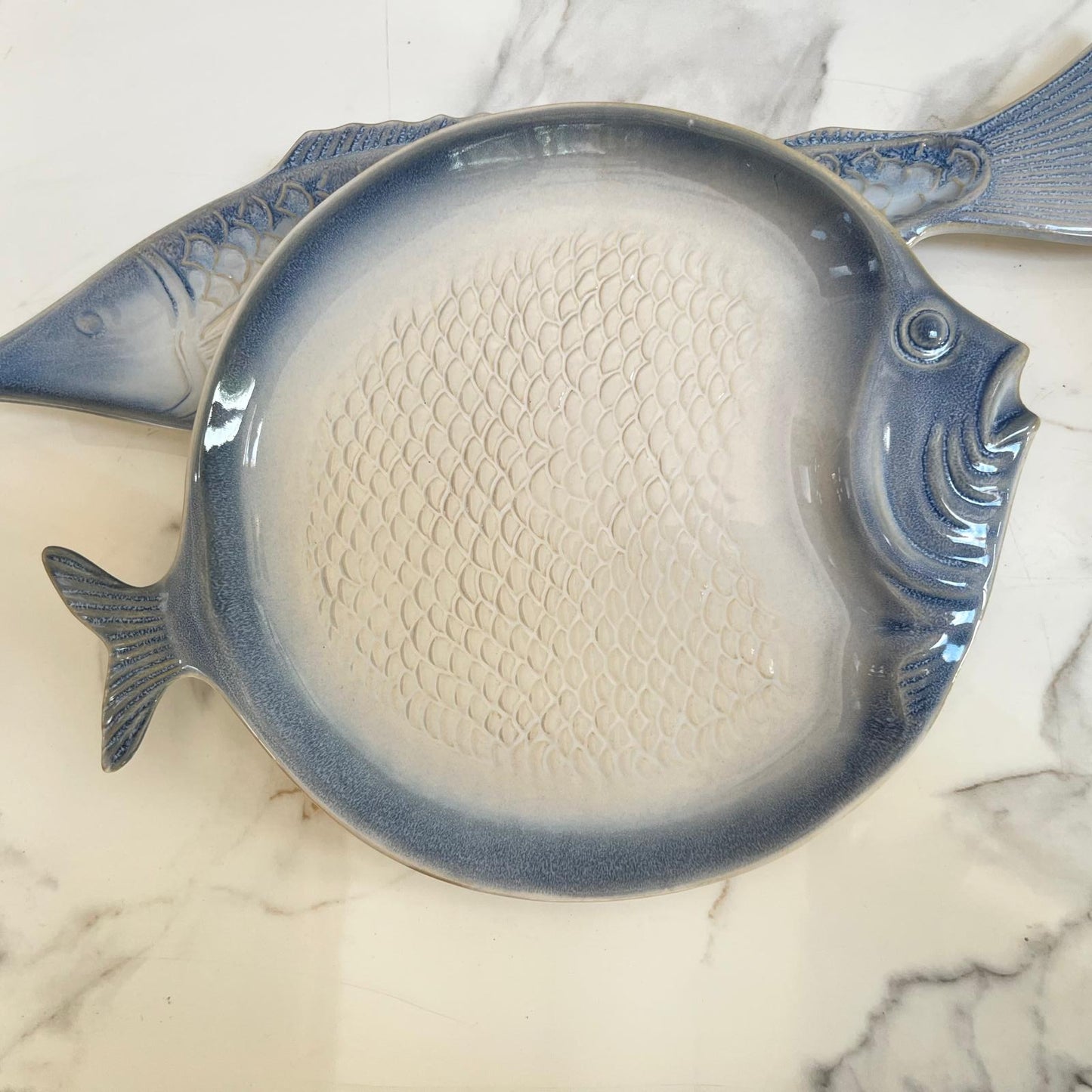 Blue and White Ceramic Round Fish Dish