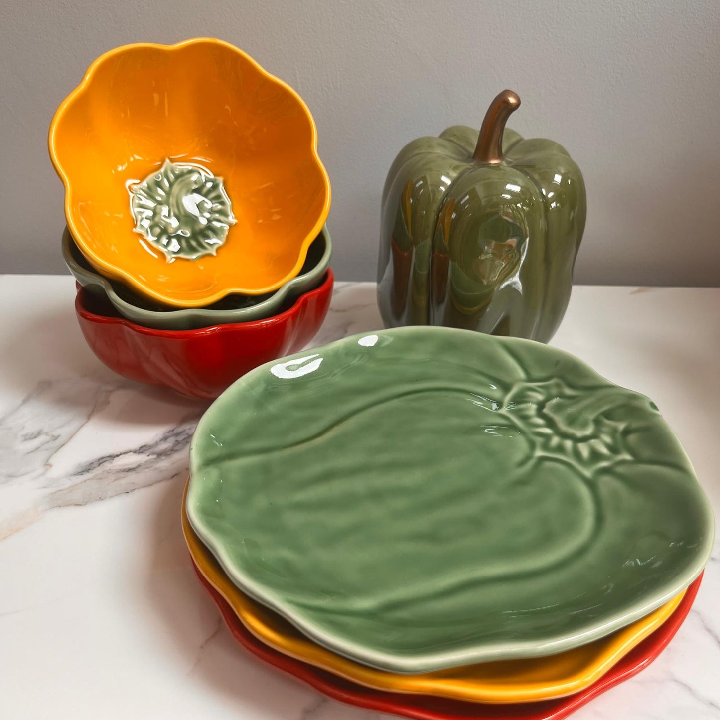 Pepper Shaped Stoneware Serving Plate
