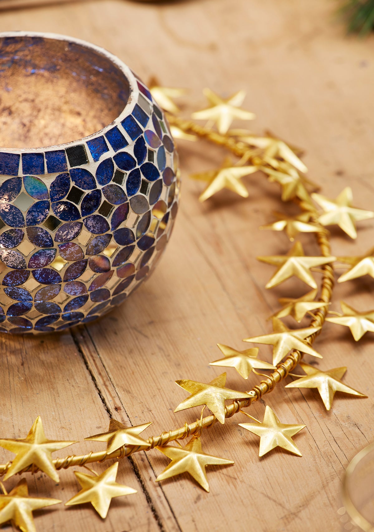 Star Metal Wreath Table Centre