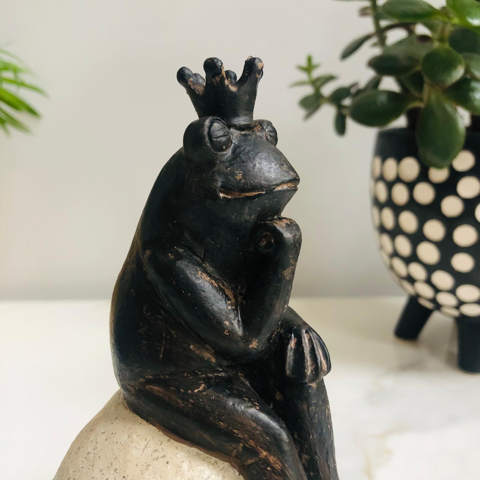 The Thinker Frog Ornament - ad&i