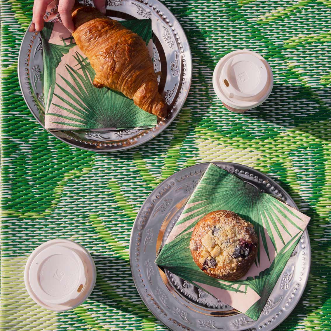 Tropical Palm Leaf Outdoor Rug - ad&i