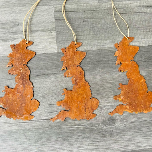 Rusty Hanging Great Britain Silhouette Decoration-ad&i