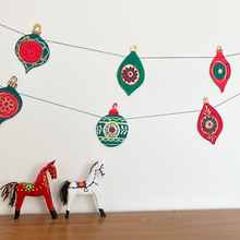 Load image into Gallery viewer, Bauble Garland-ad&amp;i