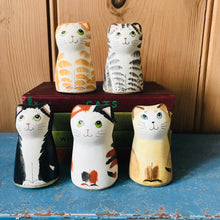 Load image into Gallery viewer, Cat Decorative Ornament-ad&amp;i