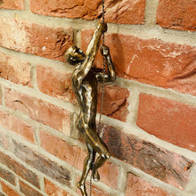 Load image into Gallery viewer, Hanging Rope Wall Men-ad&amp;i